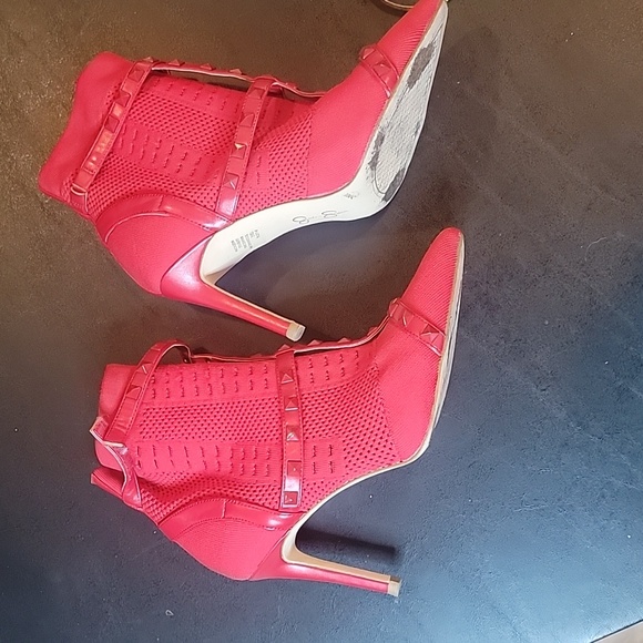 Jessica Simpson Red Ankle Boots - Picture 2 of 8
